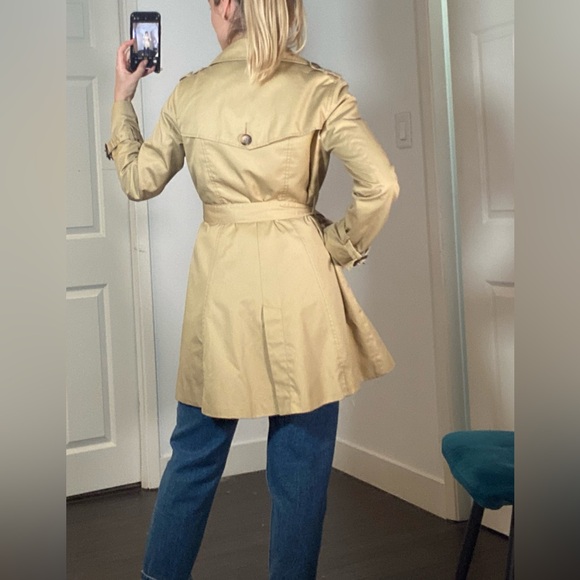 H&M Classic Beige Trench Coat - Size 8 - Picture 8 of 9